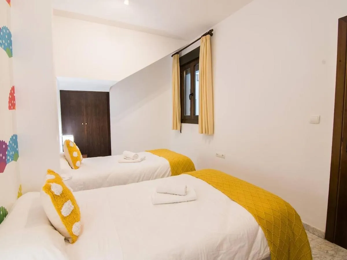 Tuguest Plaza De Gracia Apartment Granada